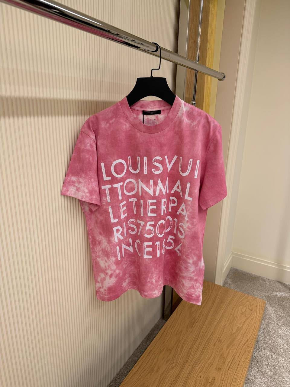 Louis Vuitton Bleached Graphic Printed T-Shirt – Pink
