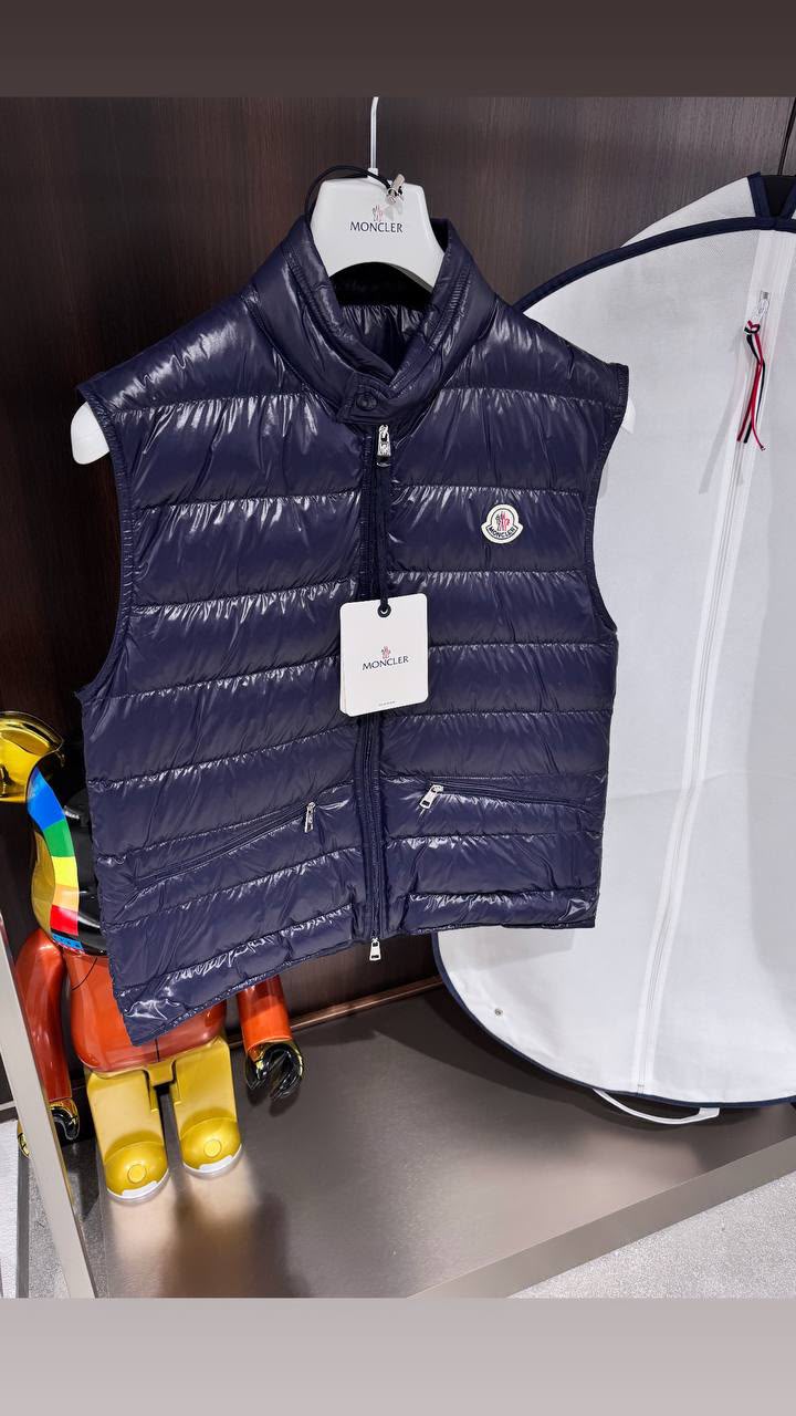 Moncler Quilted Puffer Vest – Navy Blue