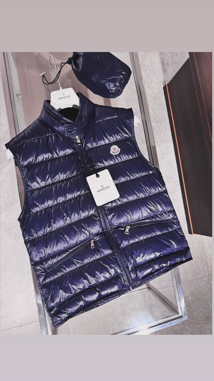 Moncler Quilted Puffer Vest – Navy Blue
