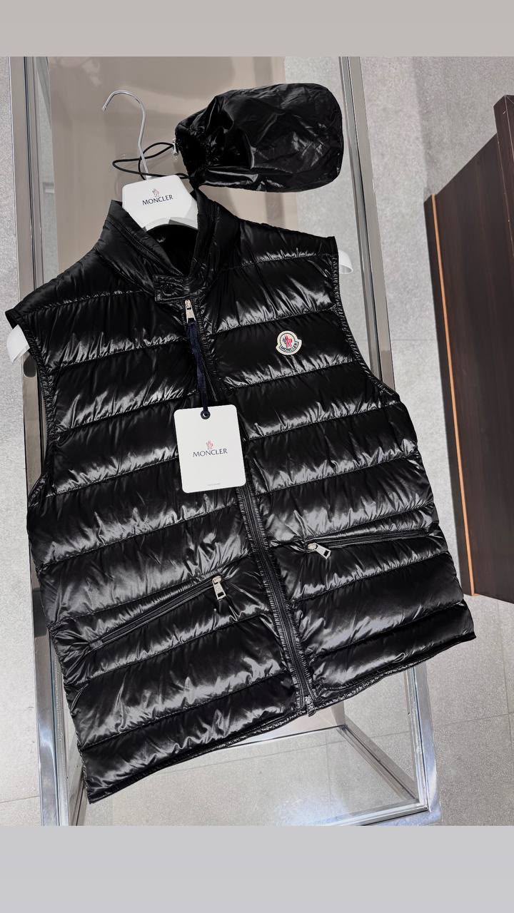 Moncler Glossy Quilted Puffer Vest – Black