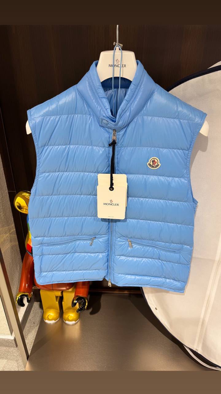 Moncler Quilted Puffer Vest – Sky Blue