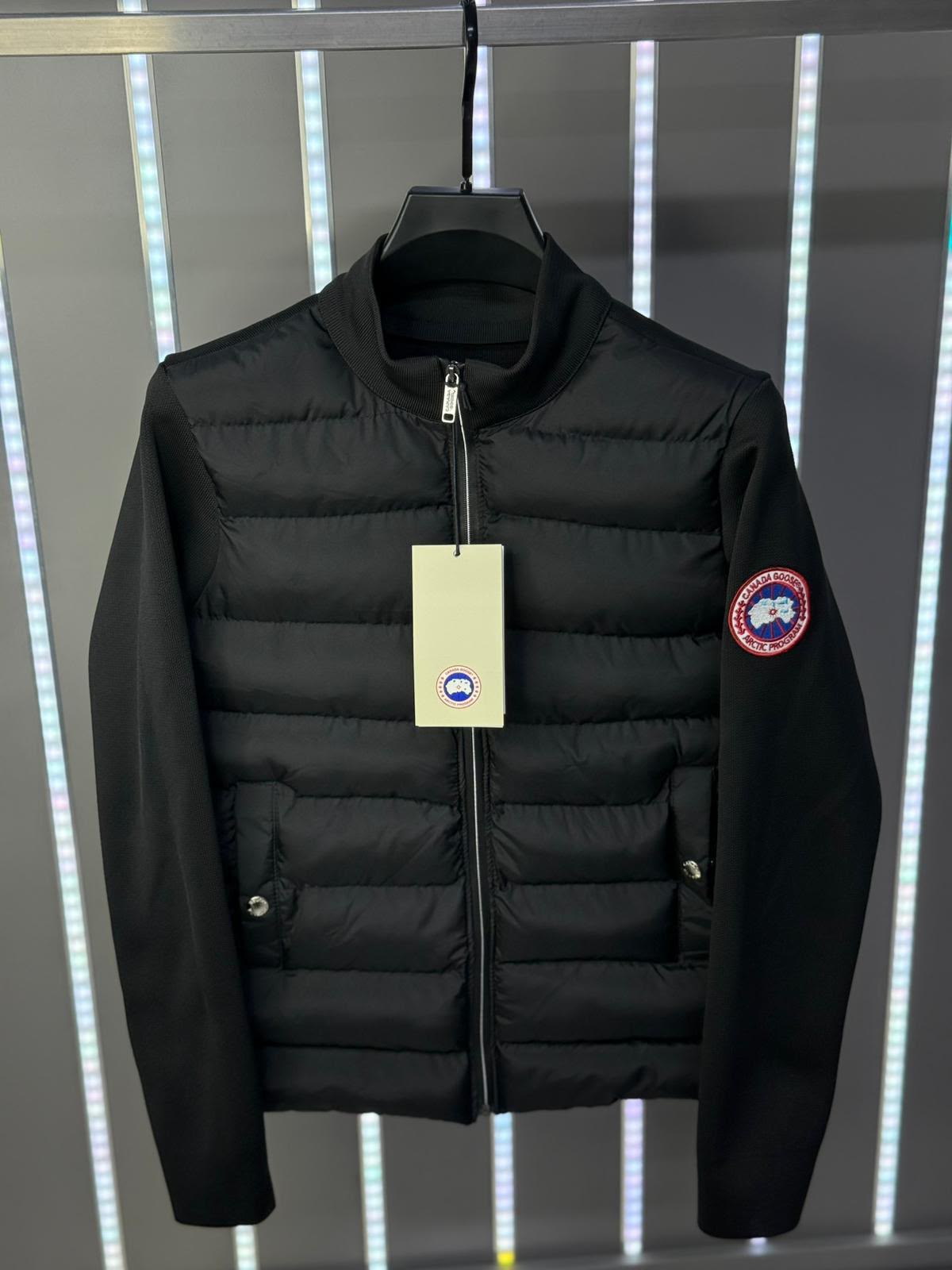 Canada Goose Hybrid Puffer Jacket – Black