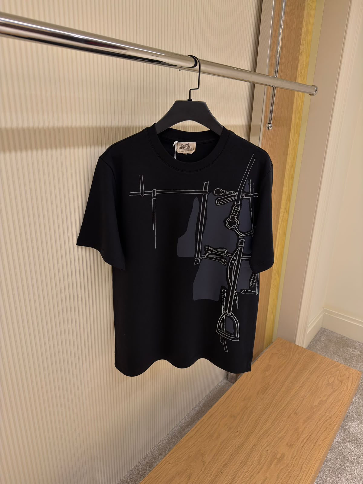Hermès Equestrian Graphic Crewneck T-Shirt – black