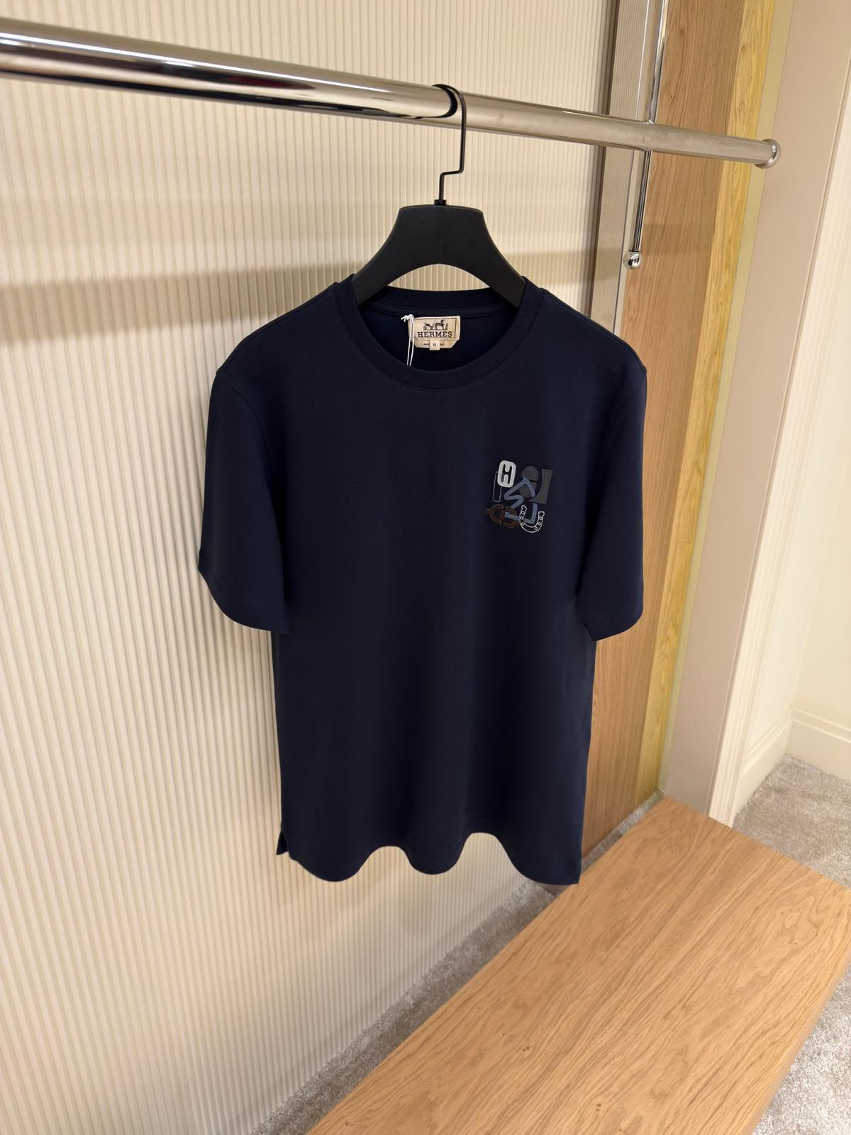 Hermès Embroidered Motif T-Shirt – Navy