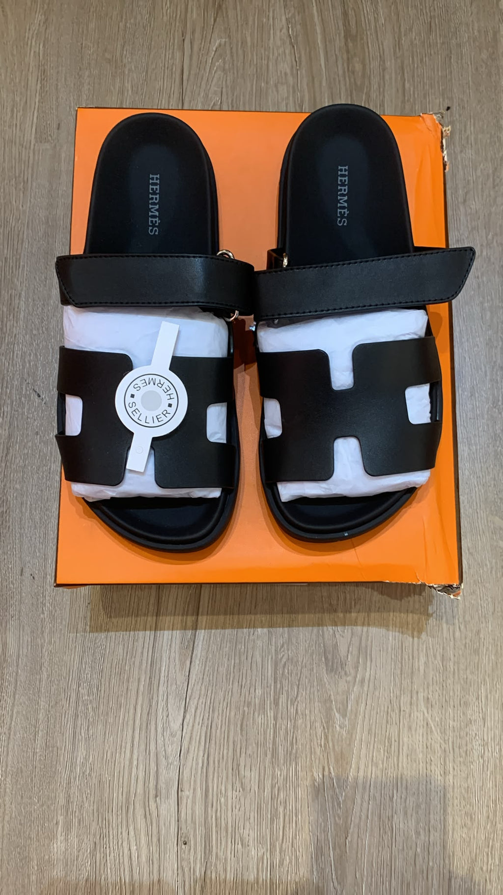 Hermès Chypre Sandals – Black