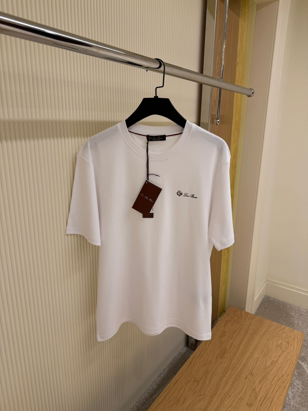 Lorpina T-Shirt – White