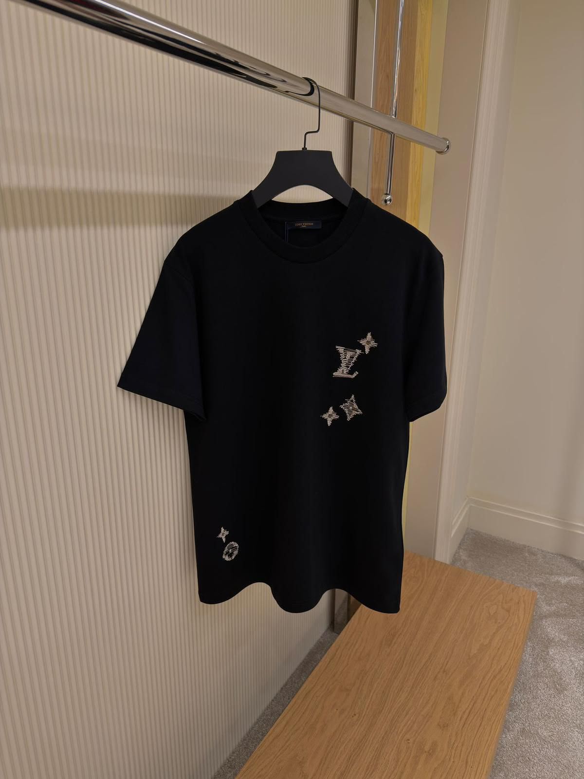 Louis Vuitton Crystal Monogram T-Shirt – Black