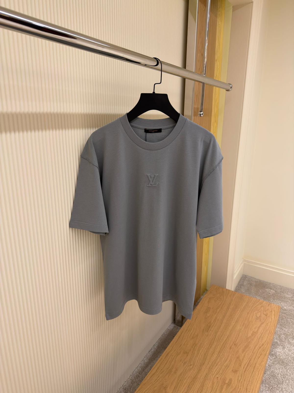 Louis Vuitton Tonal LV T-Shirt – Grey