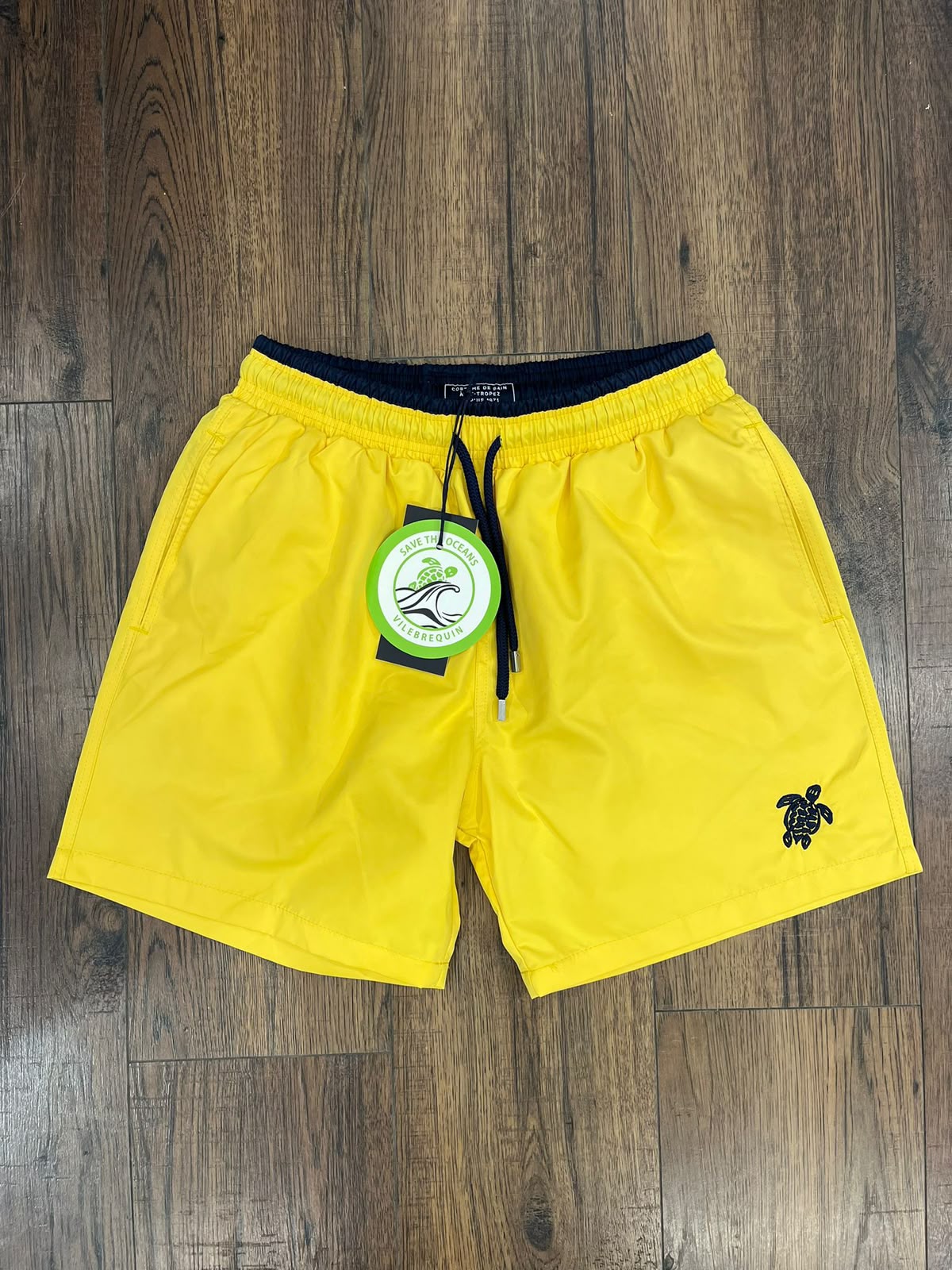 Vilebrequin Turtle Embroidered Swim Shorts – Bright Yellow